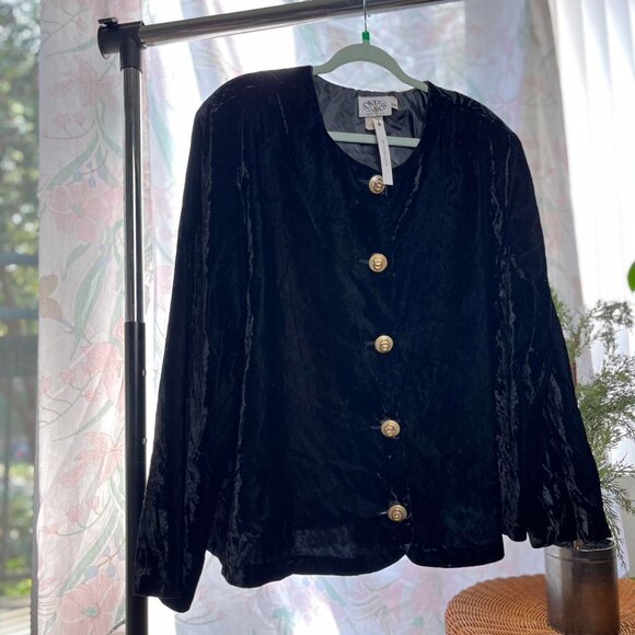 Vintage Black velvet button-up jacket ⚜️ - Picture 1 of 7